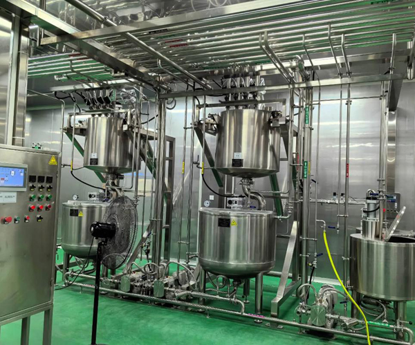 high-efficiency-features-of-gummy-lollipop-candy-production-line.jpg
